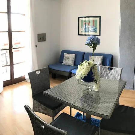 Alexandra 公寓式酒店 西尔米奥奈