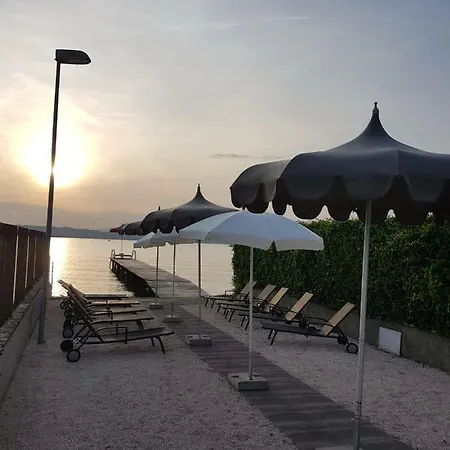 Alexandra 公寓式酒店